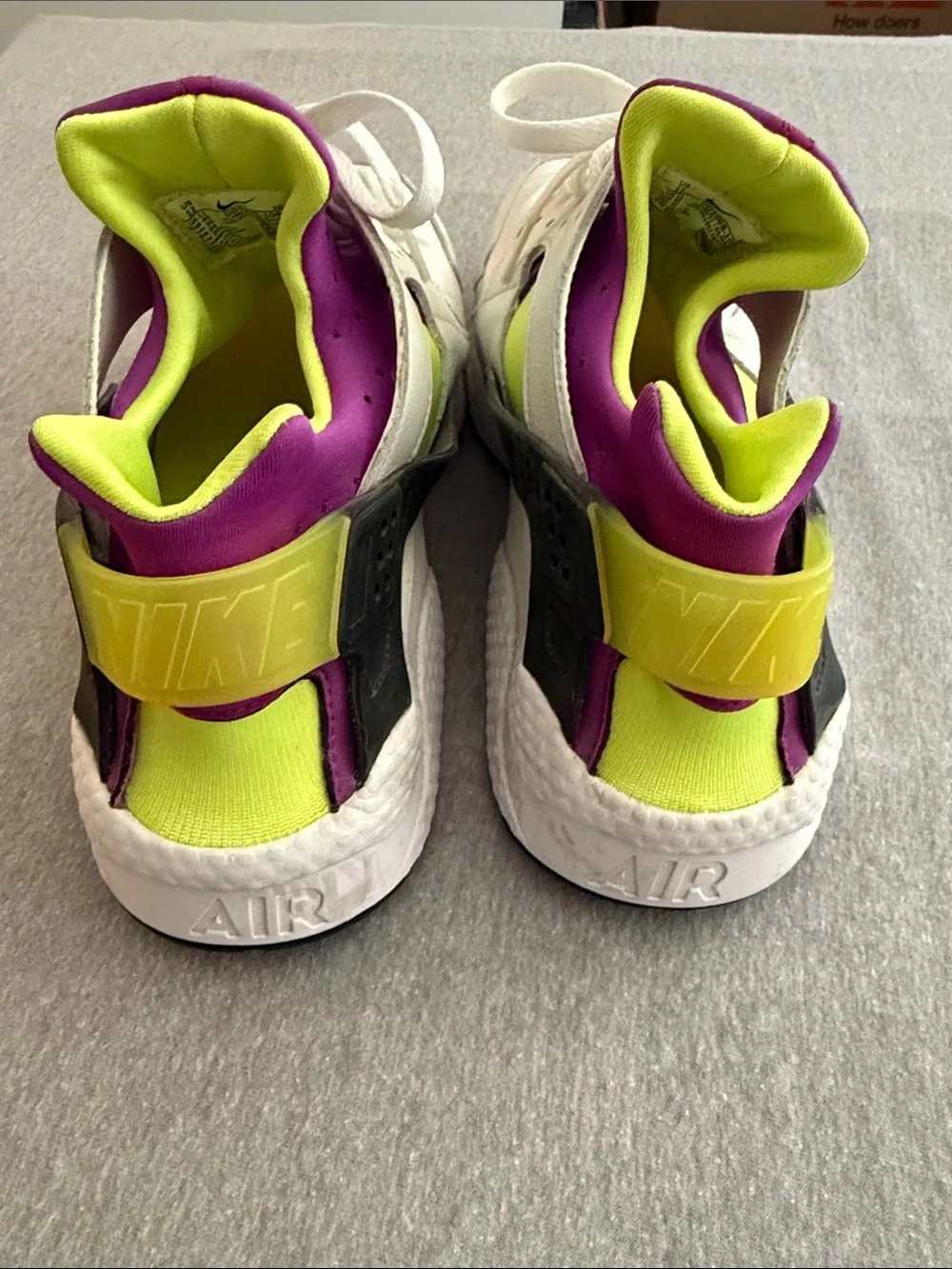 Nike Men’s White/Purple/Neon Green Huarache Sneakers